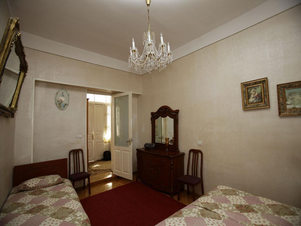 Leila Hotel Tbilisi Værelse billede